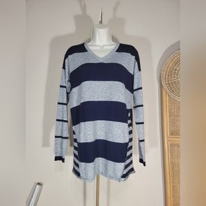 Nwot 30% Wool Baci di Zucchero Medium Weight Sweater.